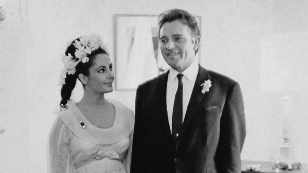 Elizabeth Taylor and Richard Burton (classic stars who had the shortest marriages)