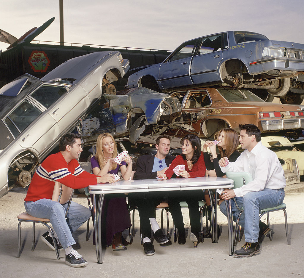 friends-cast-plays-poker