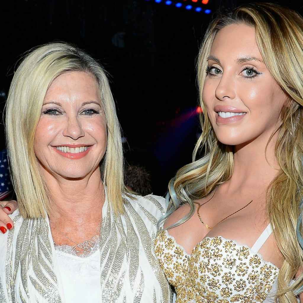 Olivia Newton John Chloeroselattanzi