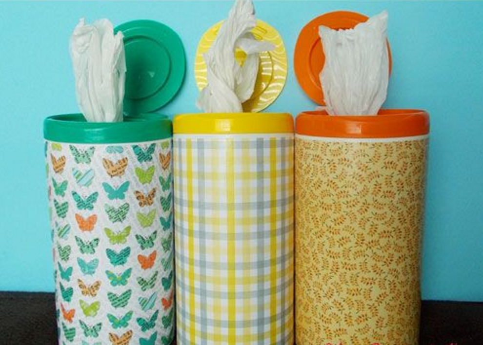 trash bag storage clorox wipes