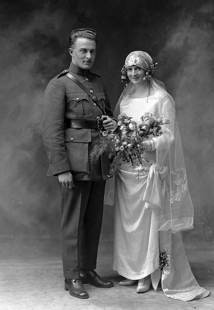 1924 Service Wedding