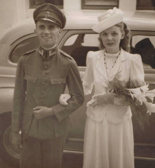 1941 Service Wedding