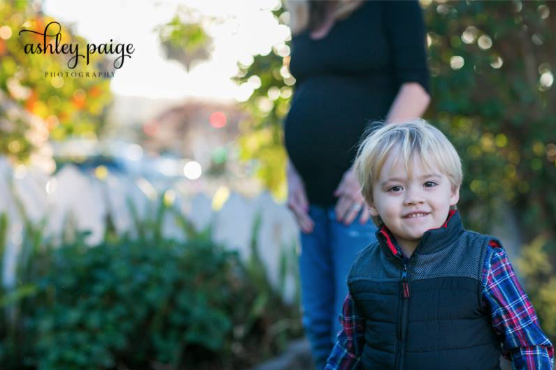 Maternity Photobombs Son 2