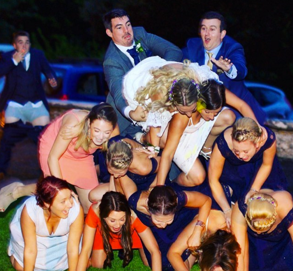 Cute Funny Wedding Photo 12