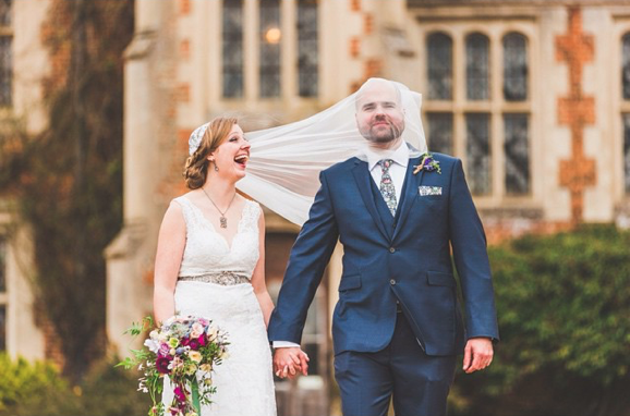 Cute Funny Wedding Photo 2