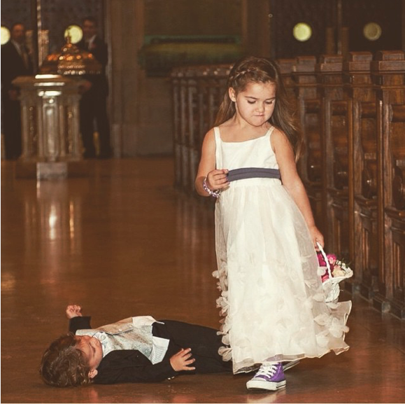 Cute Funny Wedding Photo 6