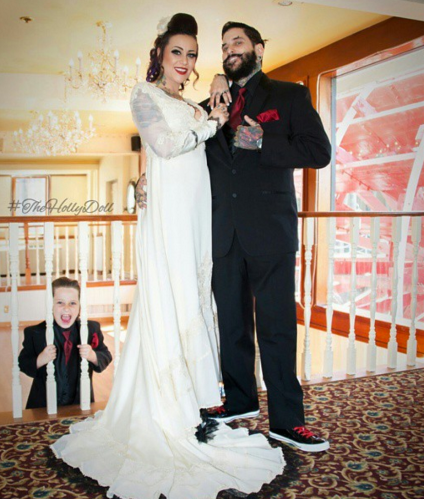 Cute Funny Wedding Photo 9