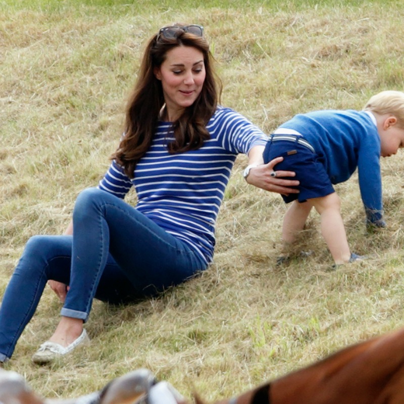 Kate Middleton Casual Outfit Striped Jeans Loafers