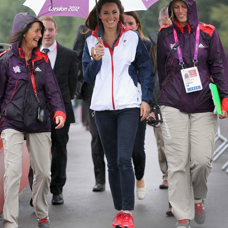Kate Middleton Casual Outfit Red Sneakers Rain Umbrella