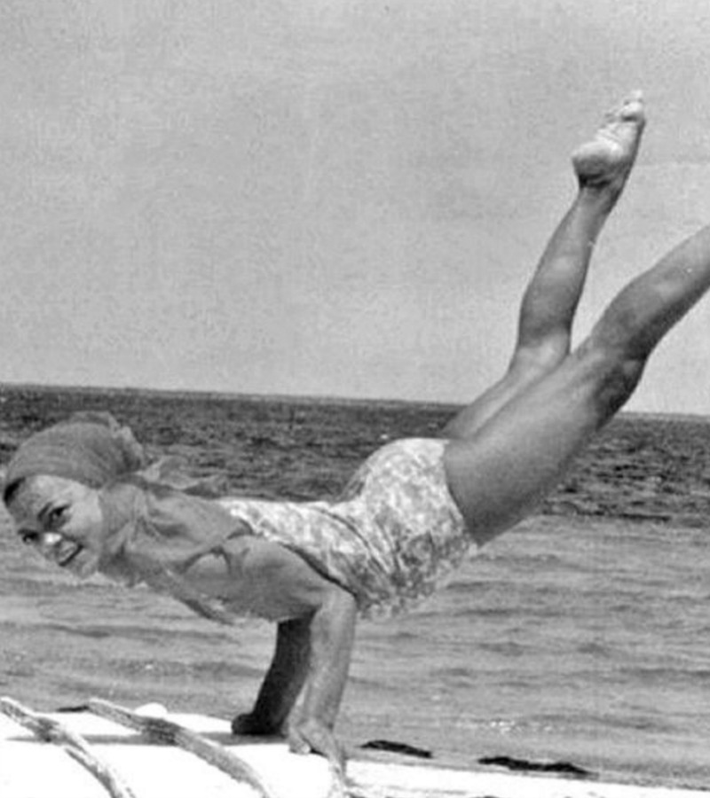 Celebrity Beach Photos Eartha Kitt