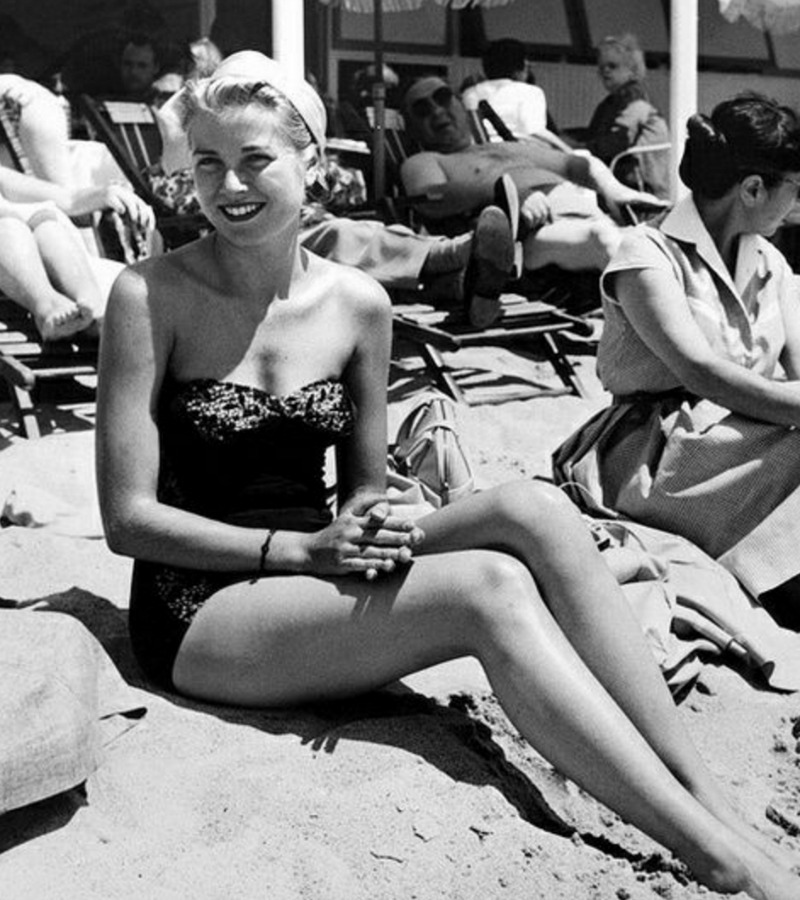 Celebrity Beach Photos Grace Kelly