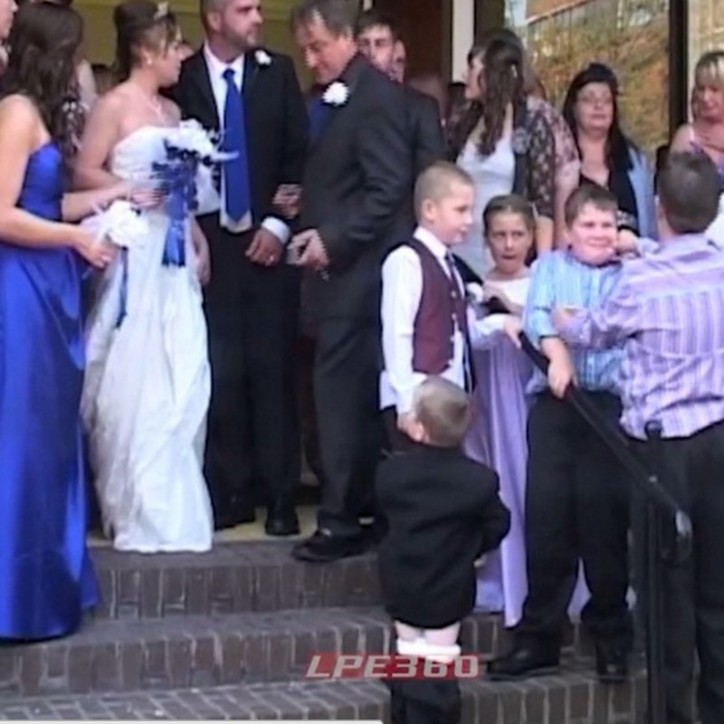 Wedding Photo Fail Kid Peeing