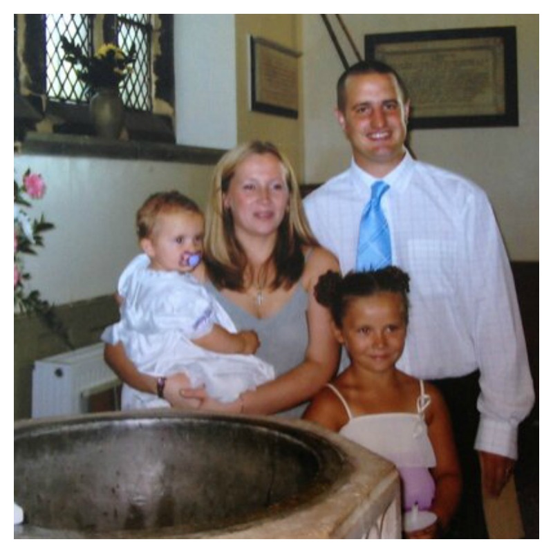 Funny Family Photos Curly Tan