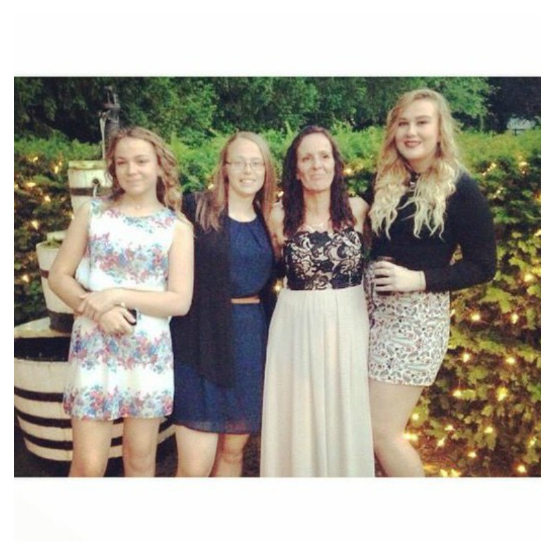 Funny Family Photos Taller