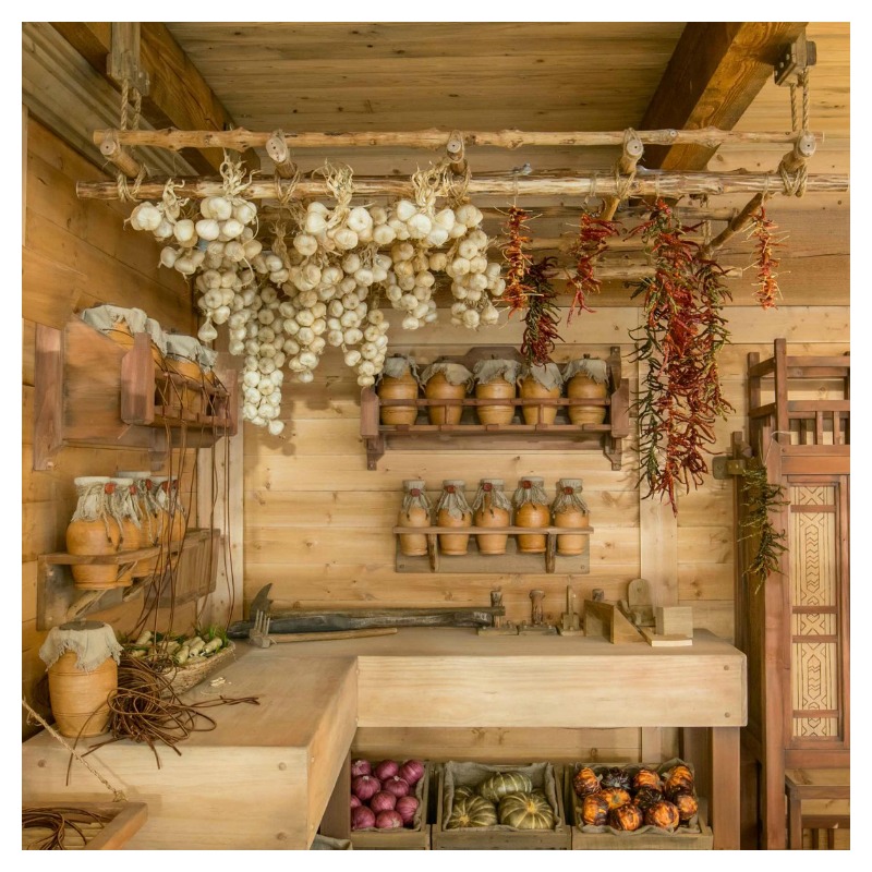 Noah's Ark Food And Pottery