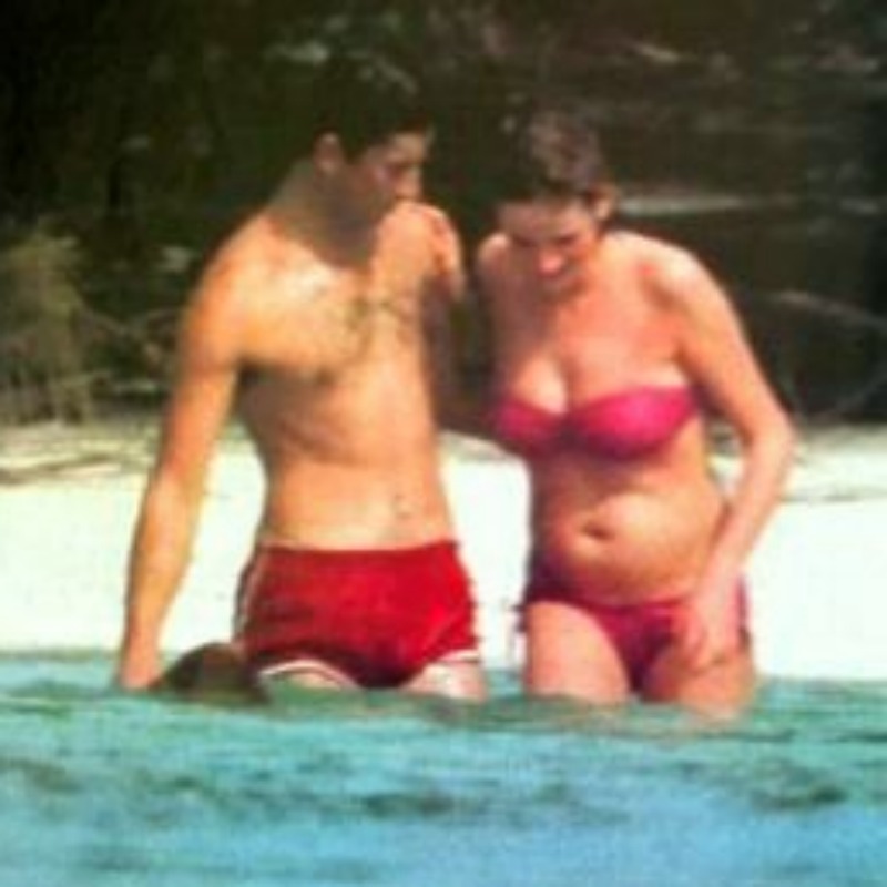 Prince Charles And Diana In Ocean
