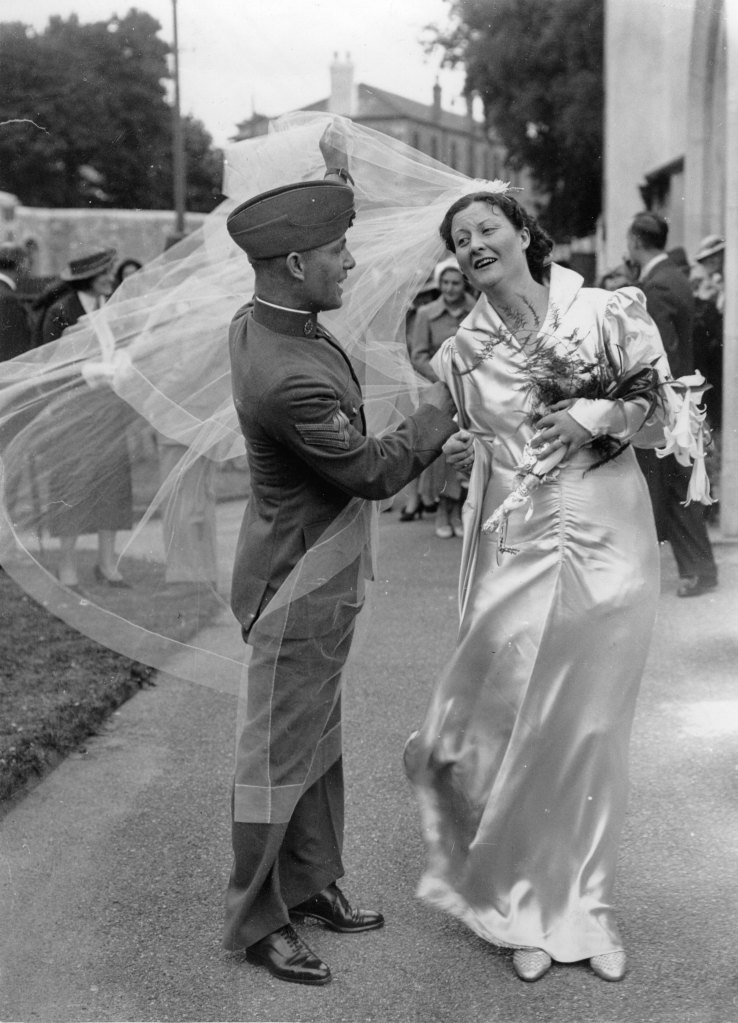 Funny Vintage Bride 8