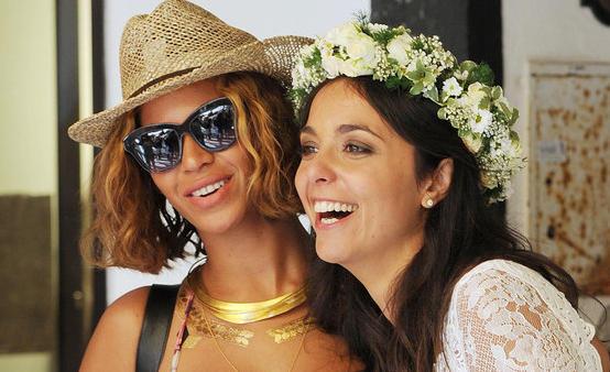 Beyonce Crash Wedding