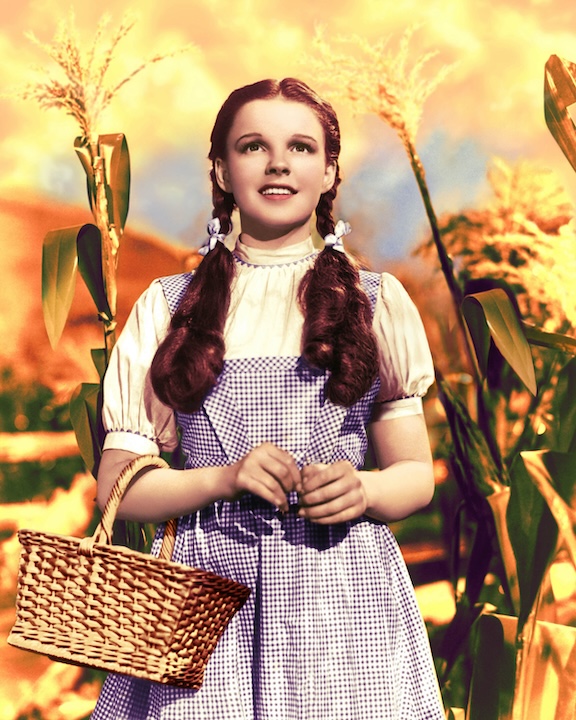 American actress and singer Judy Garland (1922 - 1969) as Dorothy Gale in 'The Wizard of Oz', 1939.(Wizard of Oz behind the scenes)