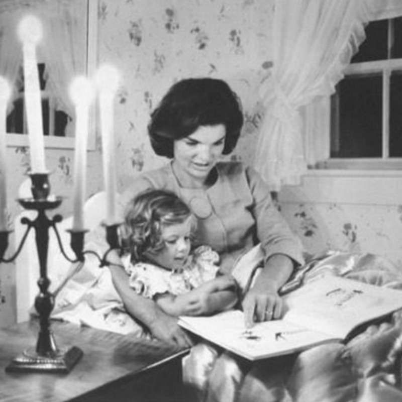 First Ladies Kennedy Caroline Reading