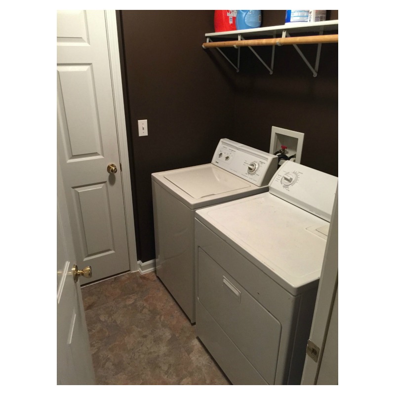 Laundry Room 16