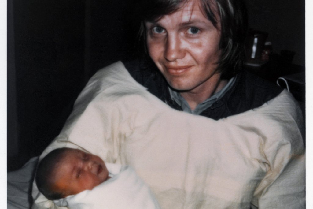 Angelina Jolie Young