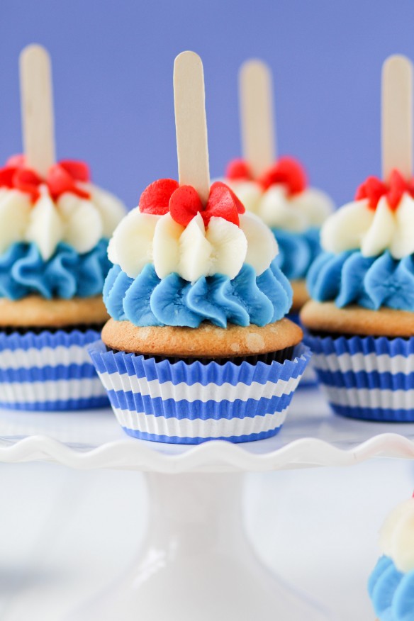 Fourth Of July Cupcakes Confessions Of A Cookbook Queen