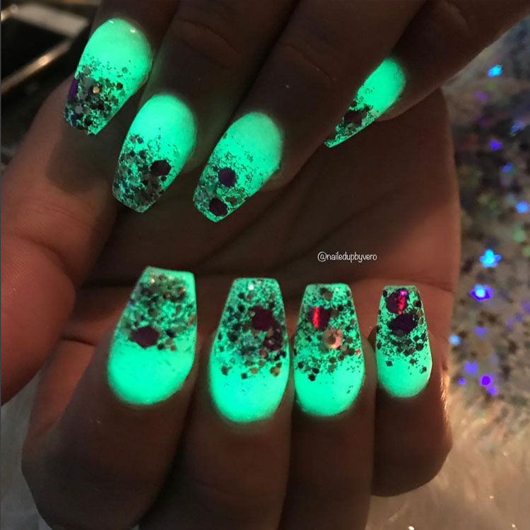 The Best Glow in the Dark Nails to 