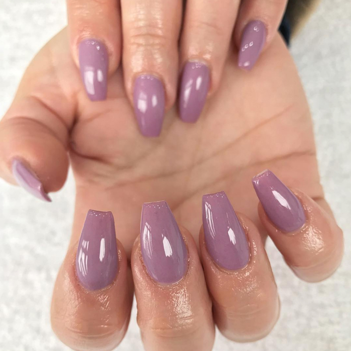 Short Coffin Acrylic Nails