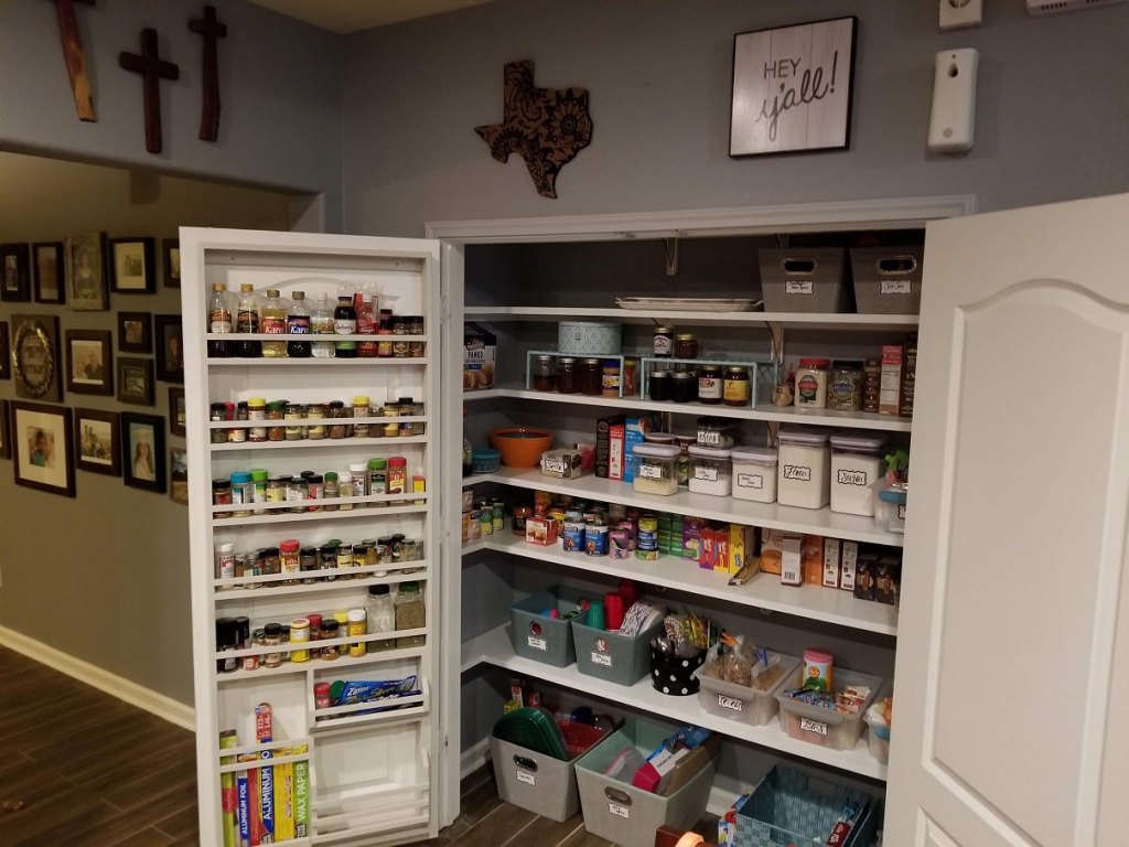 Pantry Makeover 14