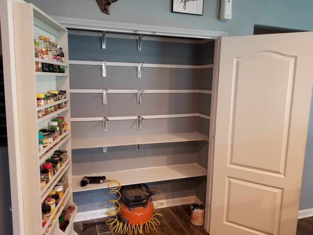 Pantry Makeover 8