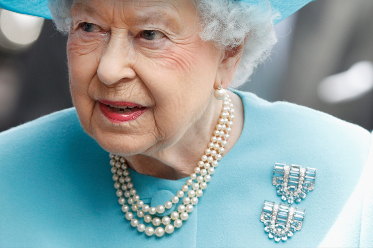 Queen Elizabeth Brooch Aquamarine
