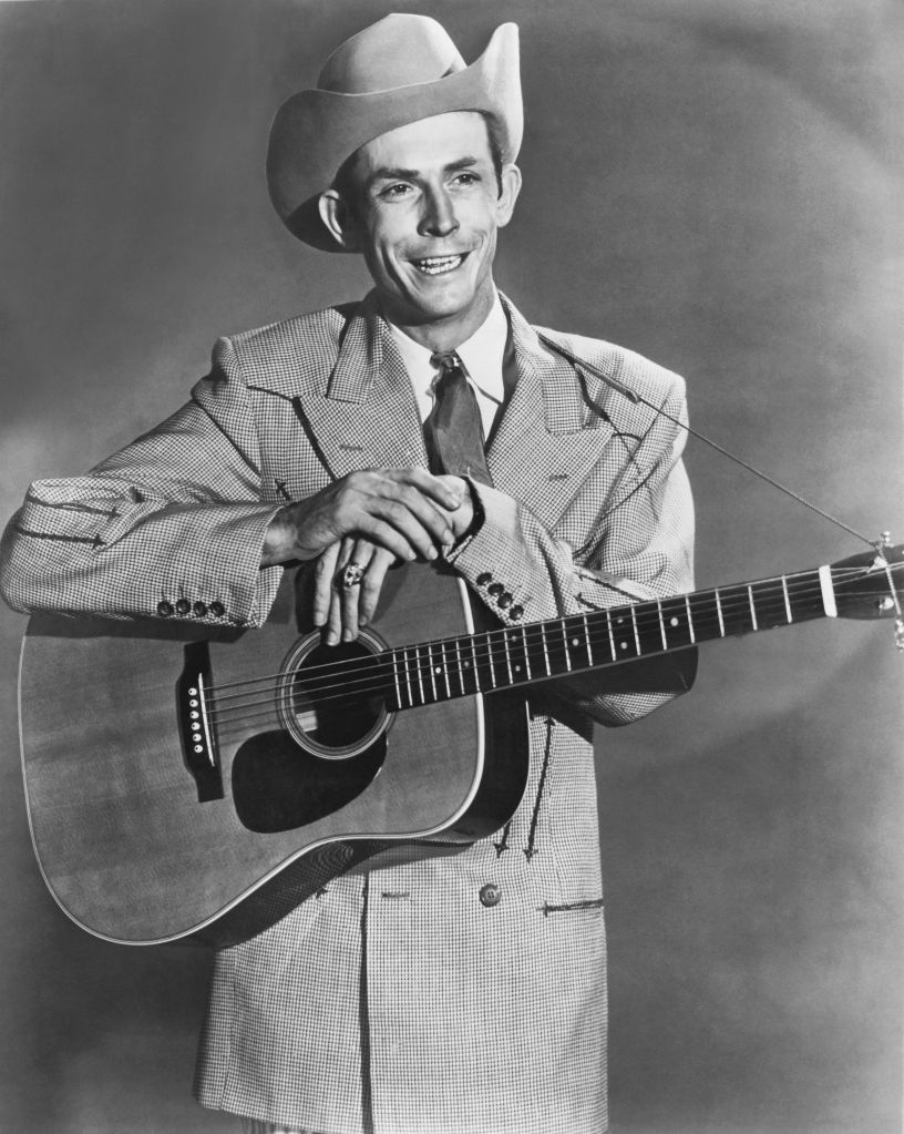 country müzik yıldızı hank williams'ın siyah beyaz fotoğrafı