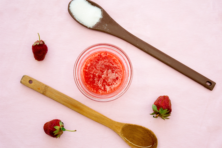 Tips For Thinning Lips Diy Lip Scrub