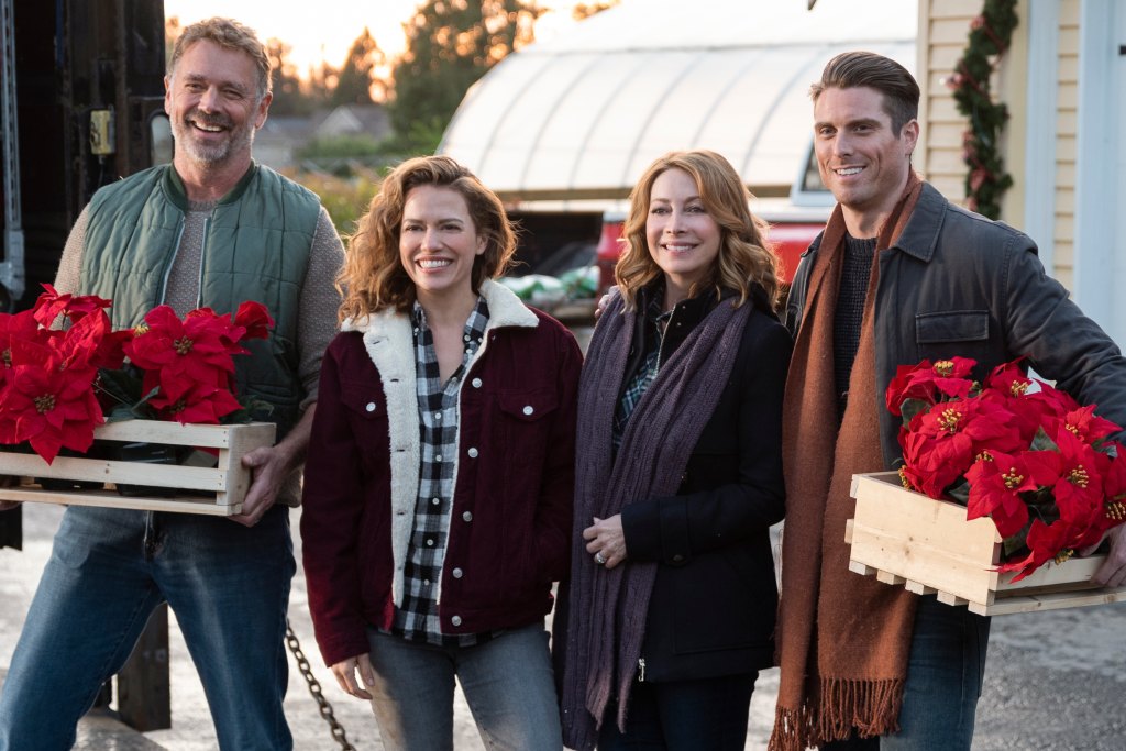 Cast of 'Poinsettias for Christmas'