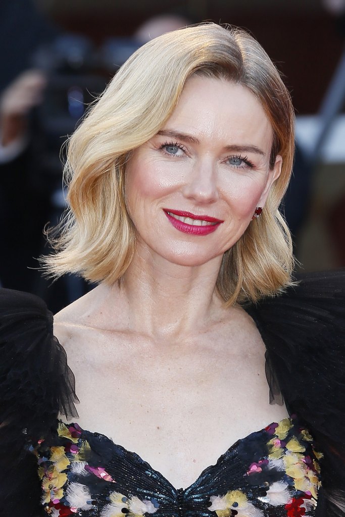 Best New Years Eve Hairstyles Women Over 50 Naomi Watts