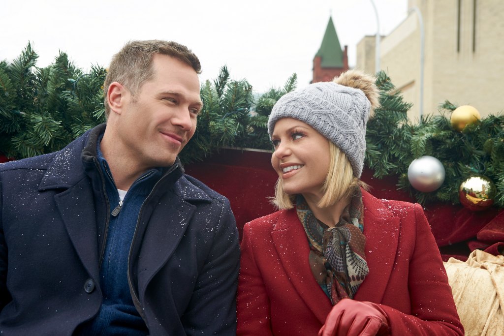 Cast of 'A Shoe Addict's Christmas'