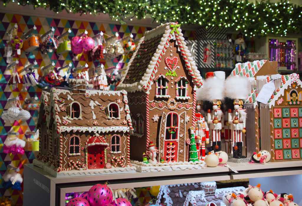 Christmas Gingerbread House