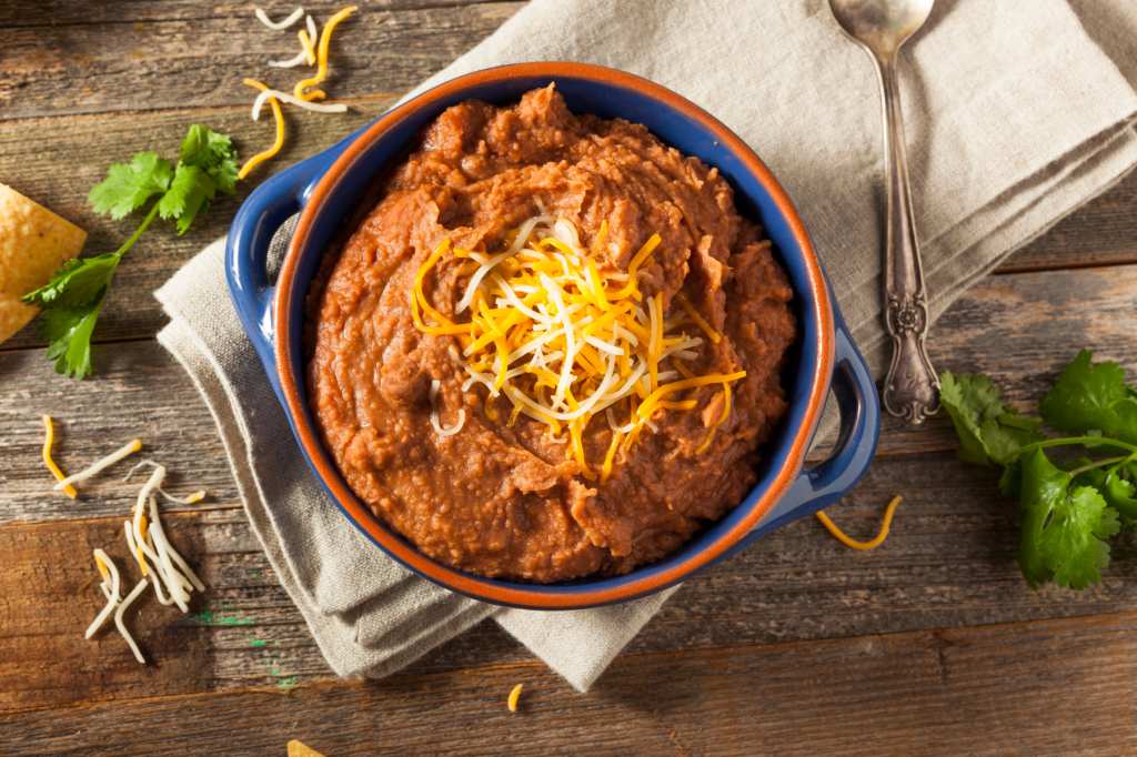 Garlic Cheddar Pinto Bean Dip
