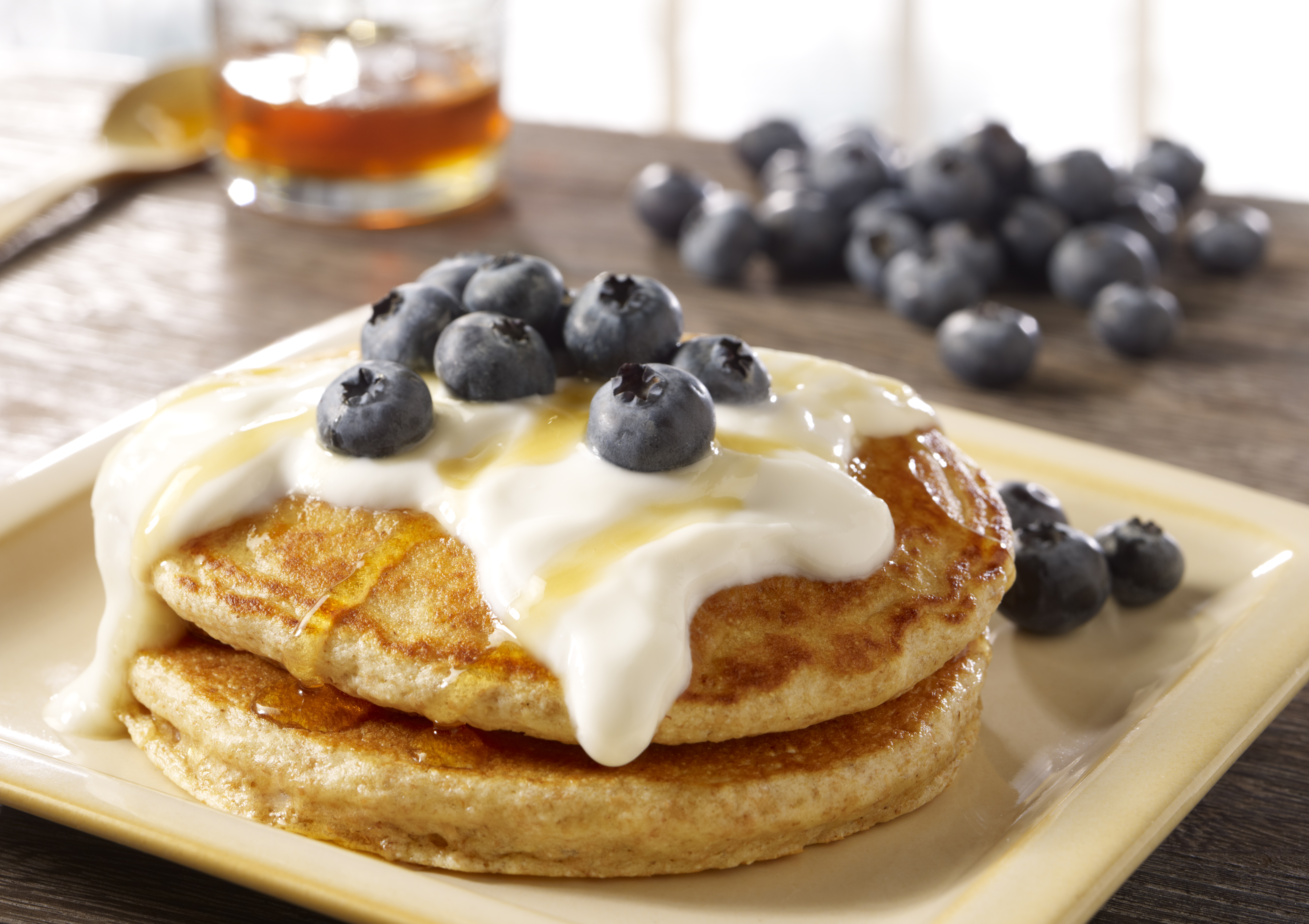 honey blueberry pancakes
