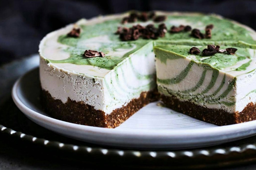 Matcha Zebra Cheesecake