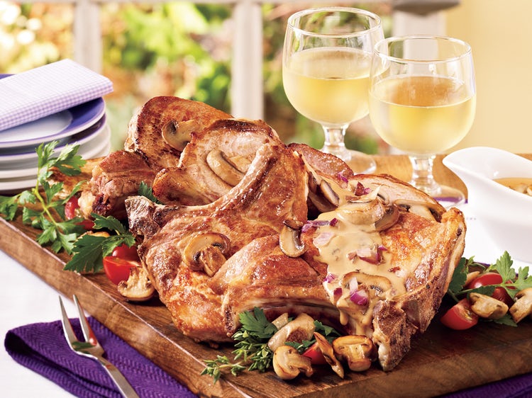 Seared Pork Chops With Mushroom Sauce