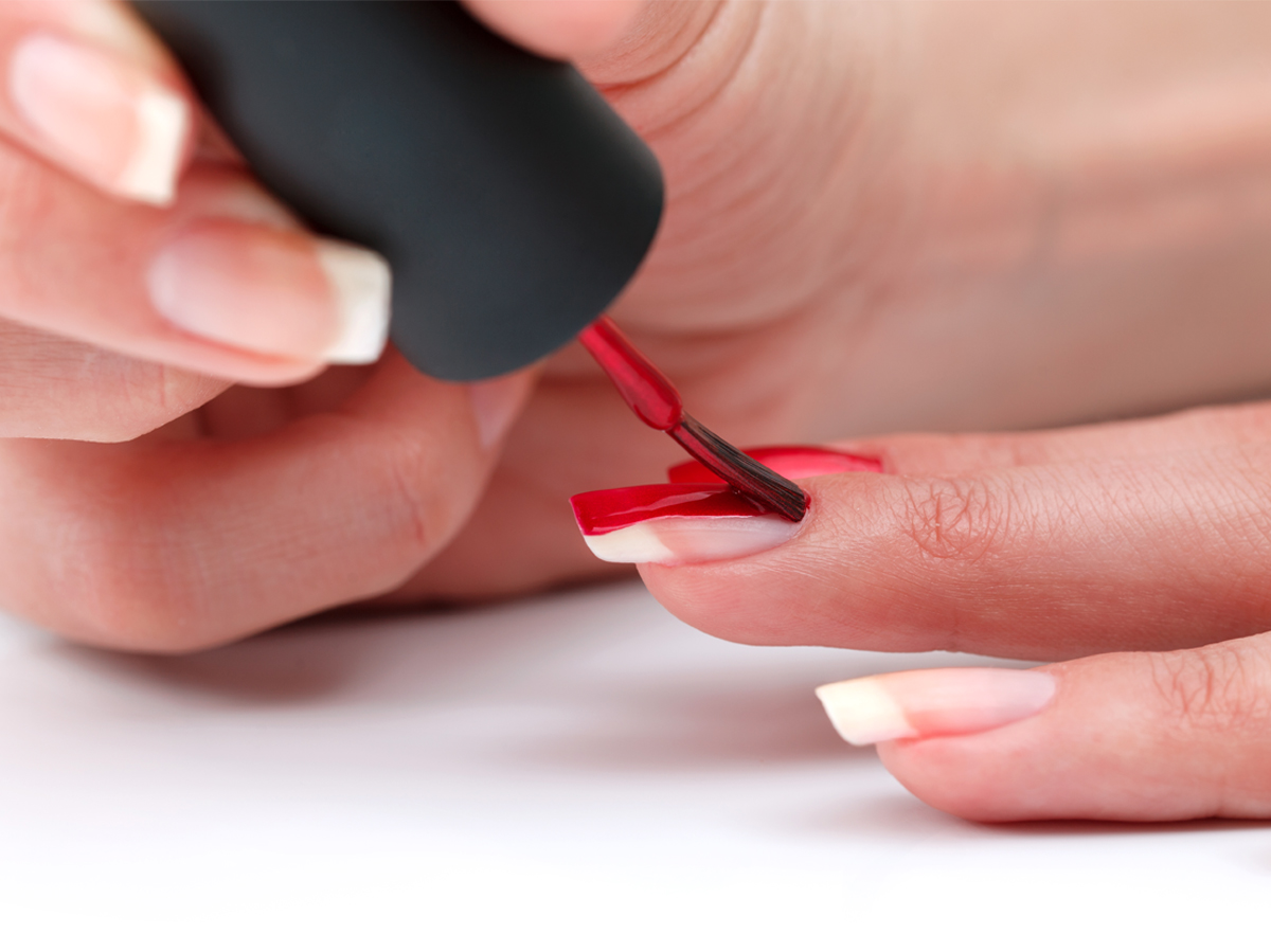 How to Paint Your Nails With the 3-Stroke Method