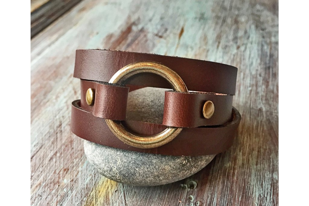 Joanna Gaines Style Leather and Gold Bracelet