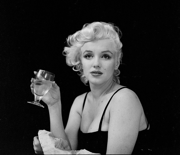 Marilyn Monroe Arms 3