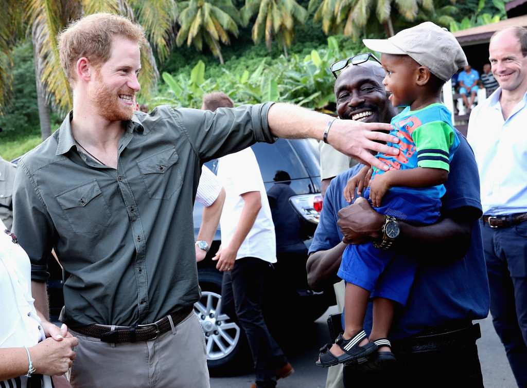 Prince Harry meeting little boy in the Caribbean