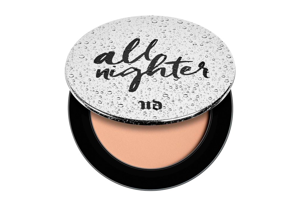 Best Waterproof Makeup For Swimming