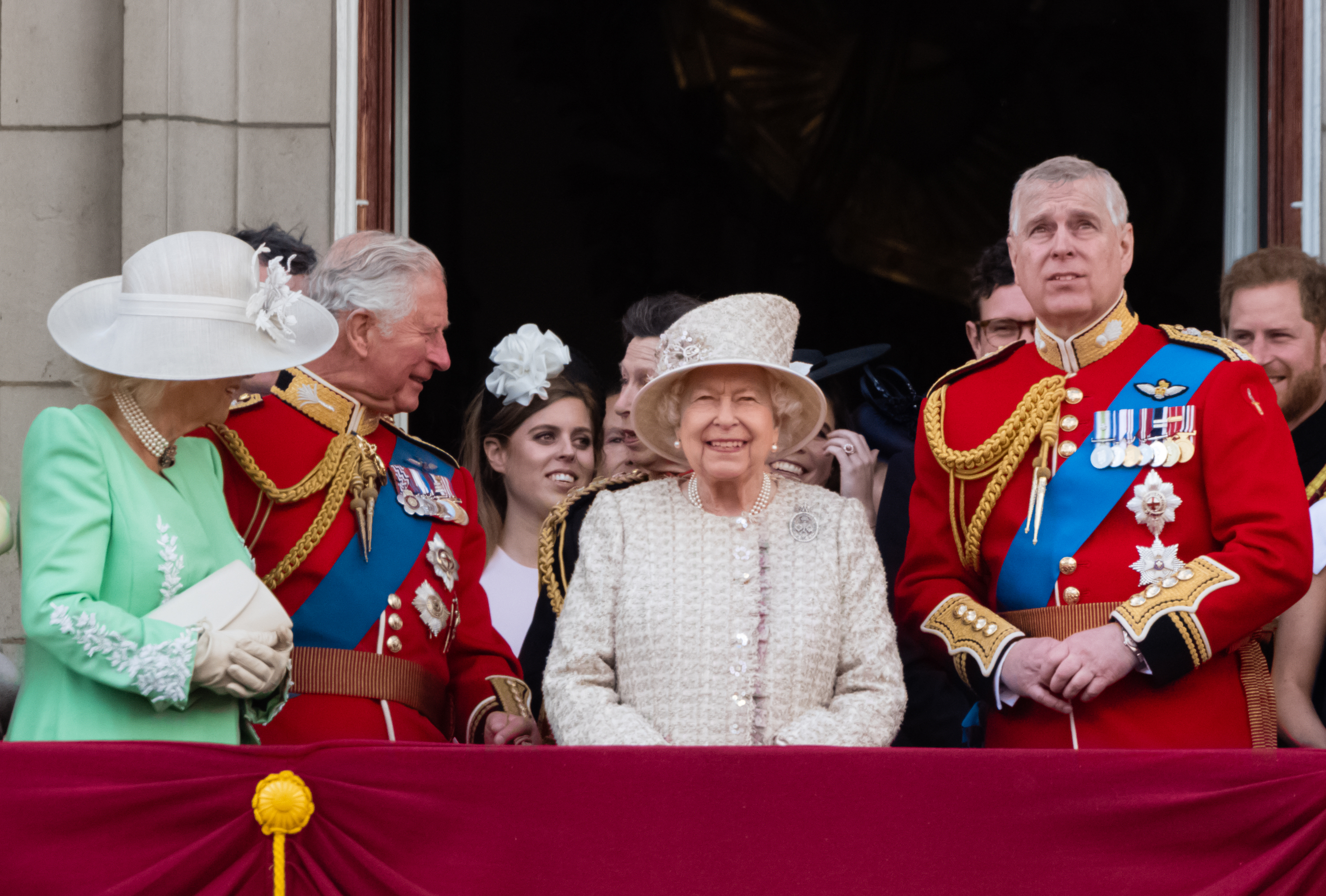 queen elizabeth trooping the colour 2019