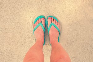 Do I Have Wide Feet? Here's How You Can Tell