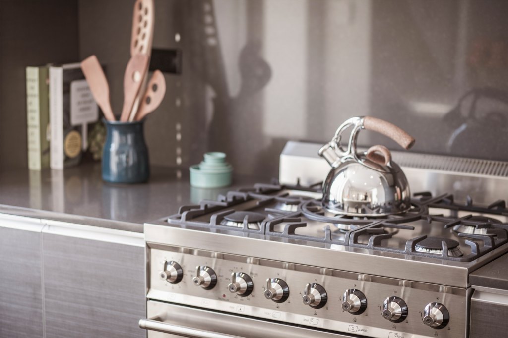 How To Clean Stainless Steel With Olive Oil